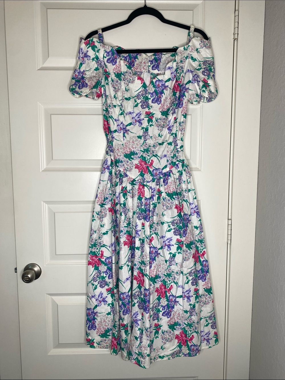 Vintage Floral Off-Shoulder Dress